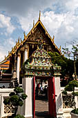 Bangkok Wat Pho, entrance to the western court with the vhian of the reclining Buddha. 